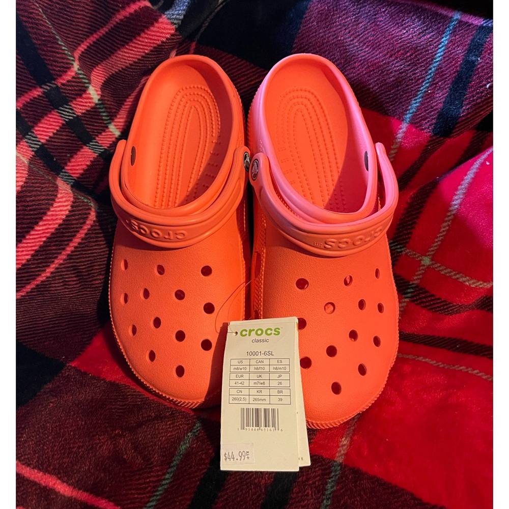 CROCS